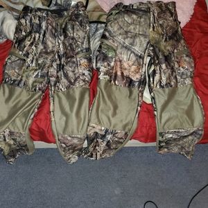 NWOT Scentlok full season pants 2 pair (med) ScentBlocker jacket (med)